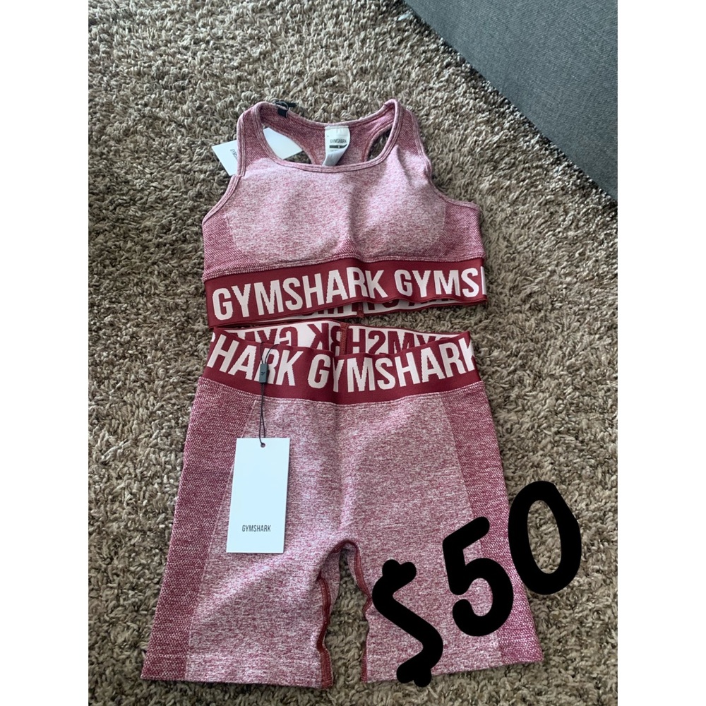 Gym shark workout clothes